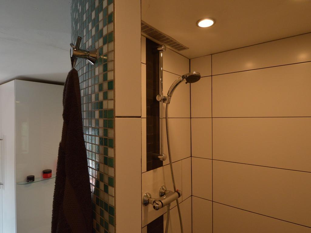 Cozy Holiday Home In Odeigne With Sauna 外观 照片