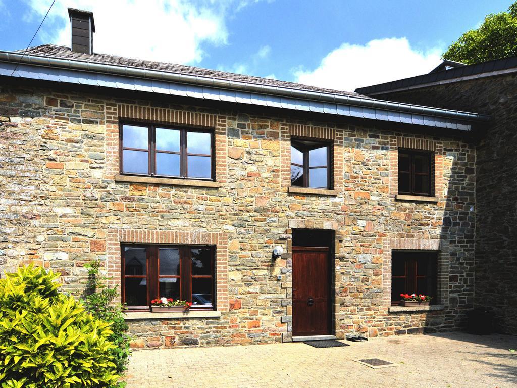 Cozy Holiday Home In Odeigne With Sauna 外观 照片